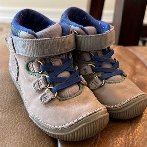 Stride Rite Brown Boots 🥾